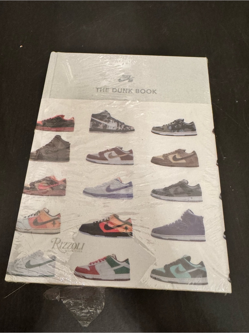 Nike SB: the Dunk Book by Nike SB (2018, Hardcover) Rizzoli Coffee Table Book